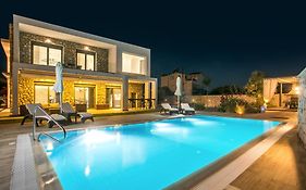 Kastalys Villa
